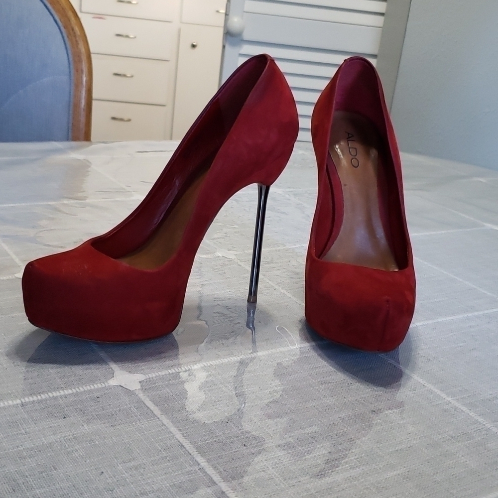 ALDO Red Stilettos Shoes, Size 39 - Picture 2 of 14